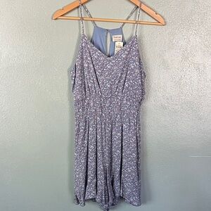 Peach Love California Blue Floral Romper NWT Small